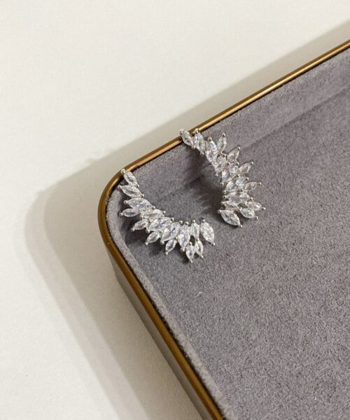 BRINCO EAR CUFF NAVETES RODIO BRANCO