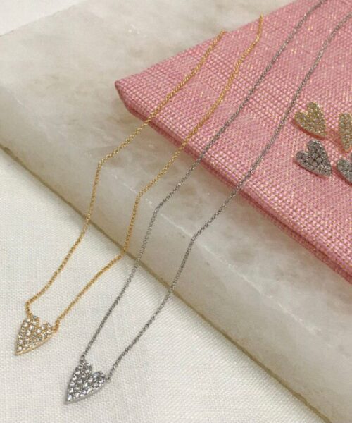 COLAR CORAÇAO PONTIAGUDO ZIRCONIAS DOURADO