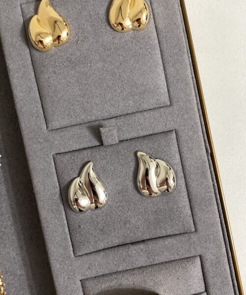 BRINCO CORAÇAO GOTA DUPLA RODIO BRANCO