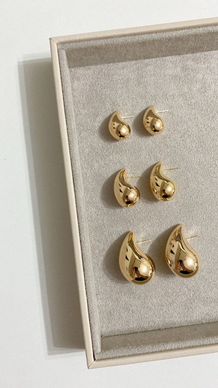 BRINCO GOTA HAILEY (M) DOURADO
