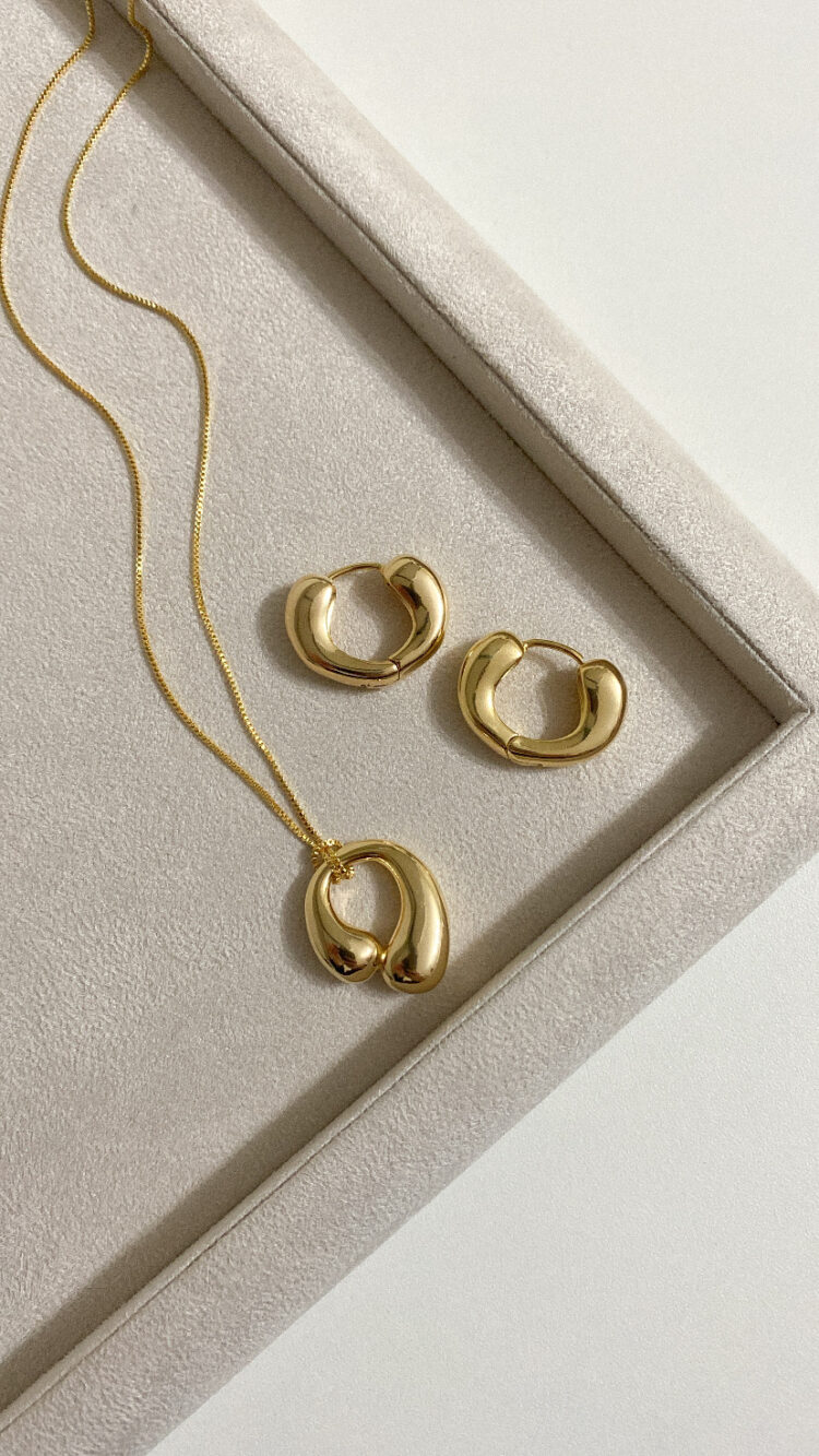 COLAR MINI ARCO DUAS GOTAS 60CM DOURADO
