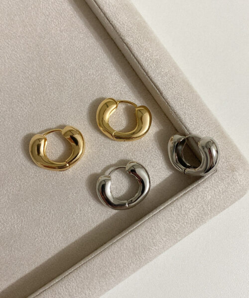 BRINCO ARGOLA CLICK PUFFER DOURADO